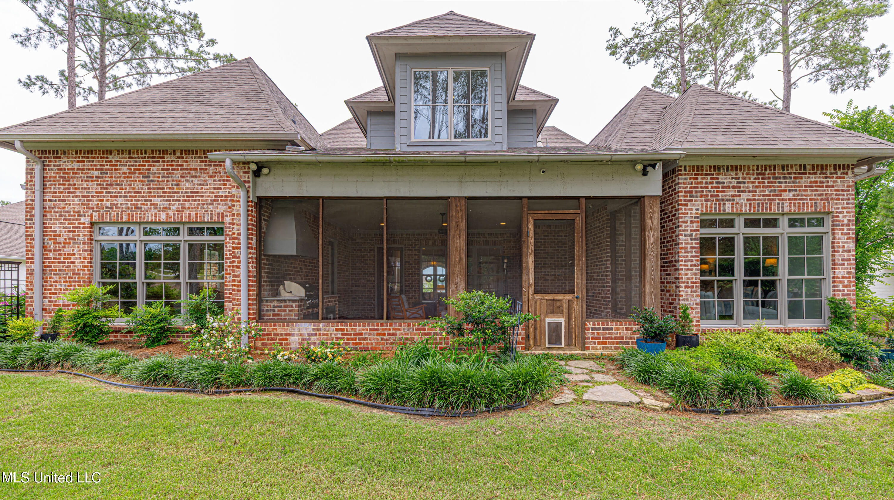 157 Reunion Drive Madison, MS 39110 - Photo 12 of 113 1R4A8976-Enhanced-NR