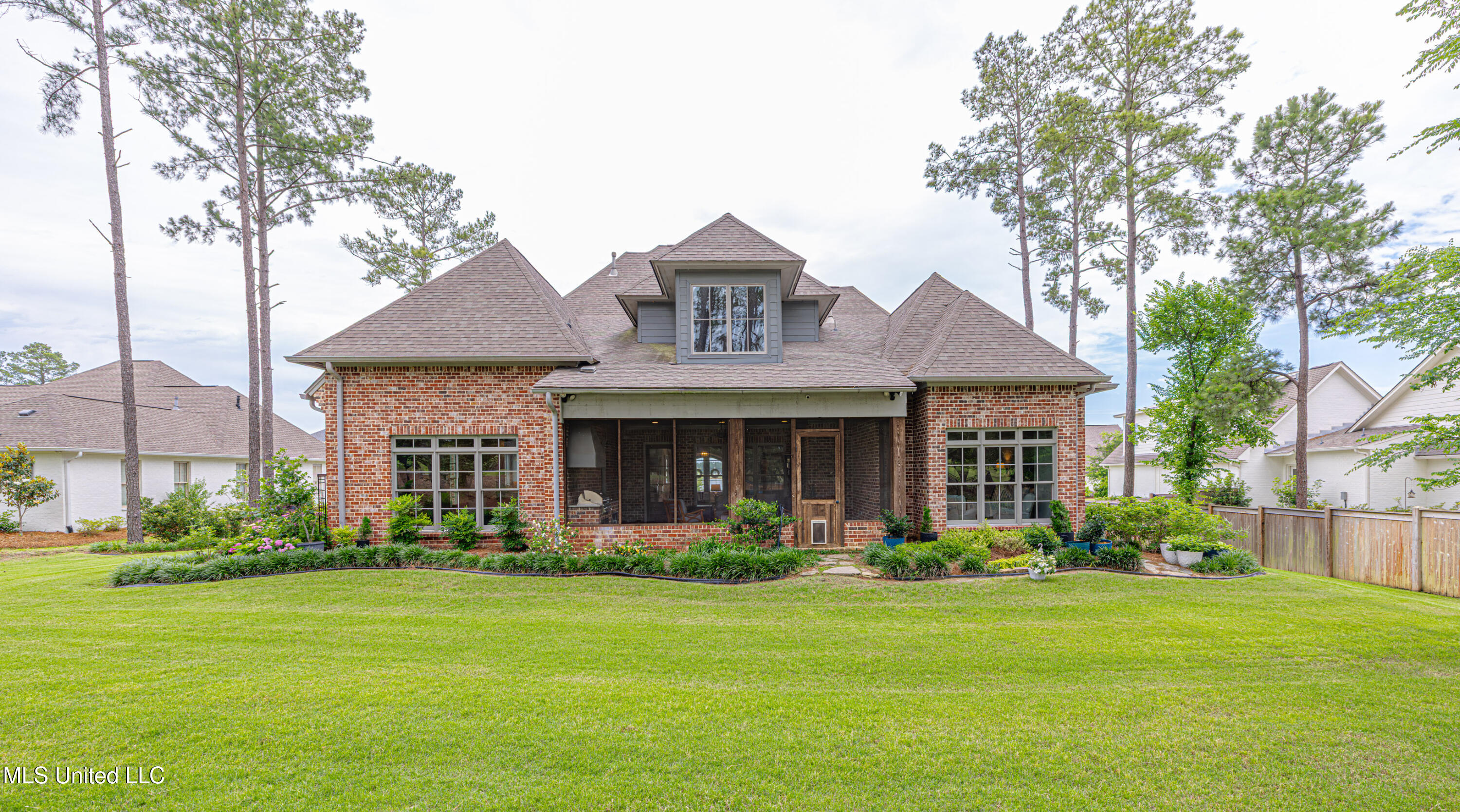 157 Reunion Drive Madison, MS 39110 - Photo 8 of 113 1R4A8972-Enhanced-NR