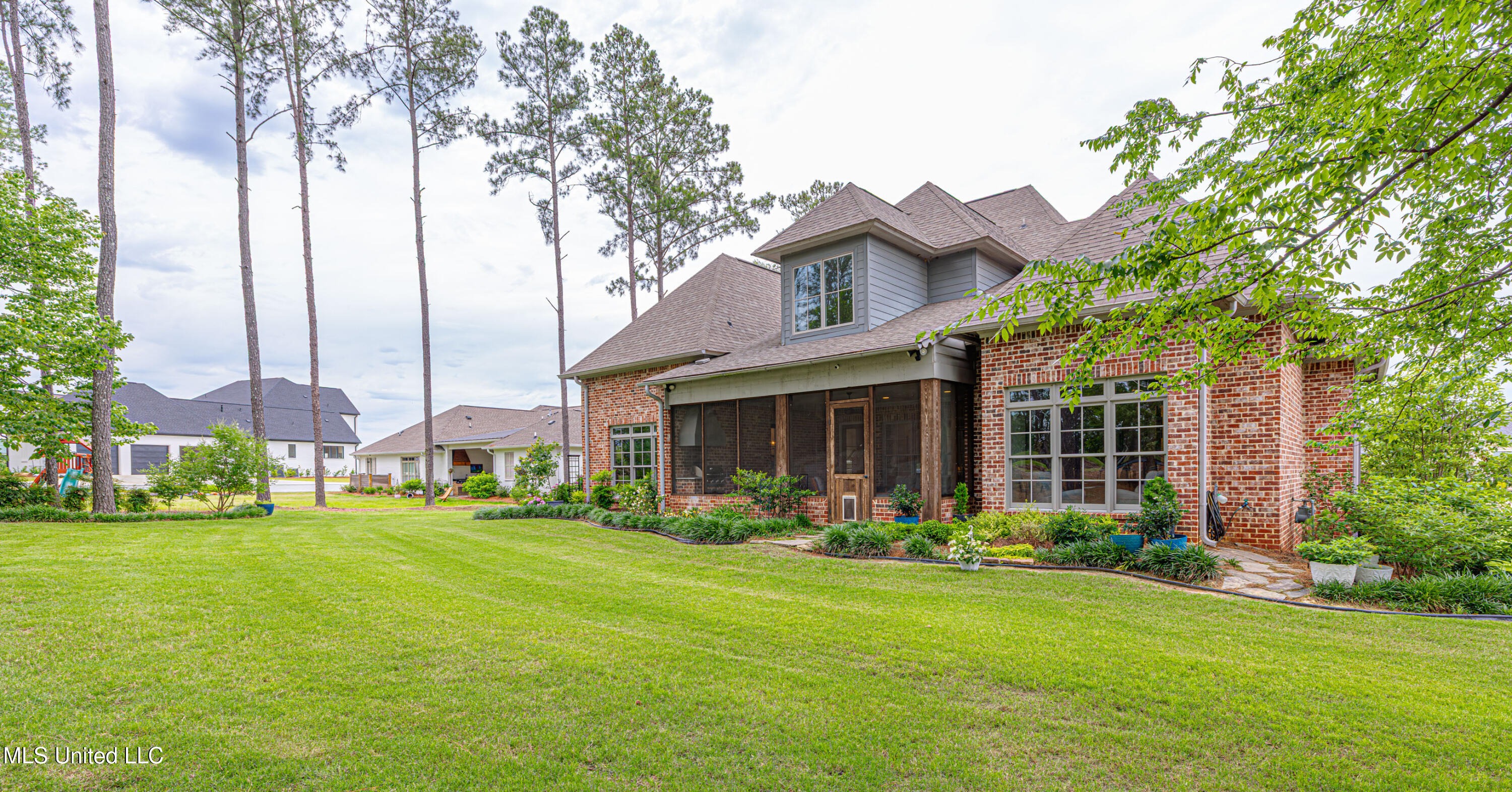 157 Reunion Drive Madison, MS 39110 - Photo 10 of 113 1R4A8974-Enhanced-NR