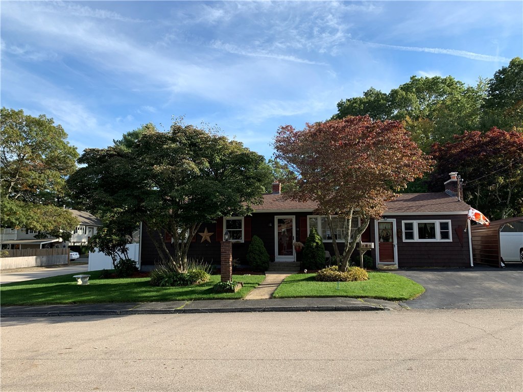 13 Cove Road Coventry, RI 02816 - Photo 31 of 33