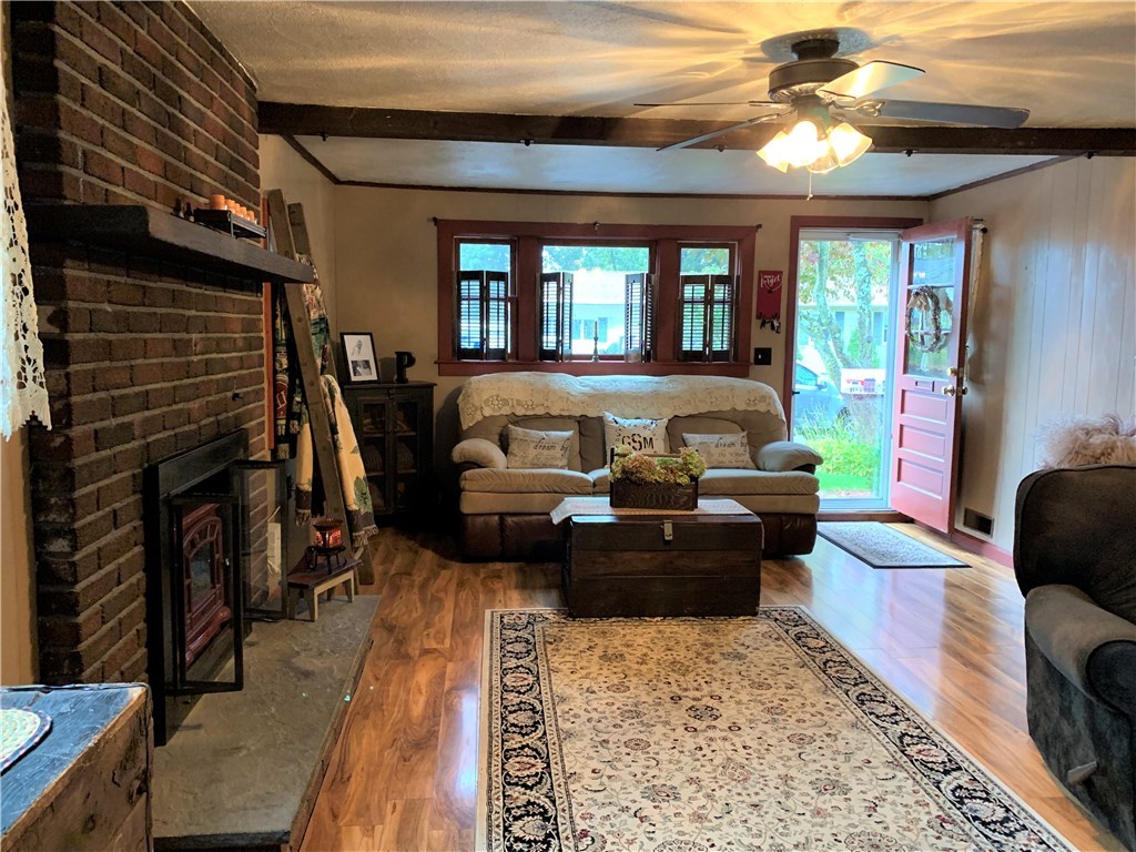 13 Cove Road Coventry, RI 02816 - Photo 10 of 33 Family room