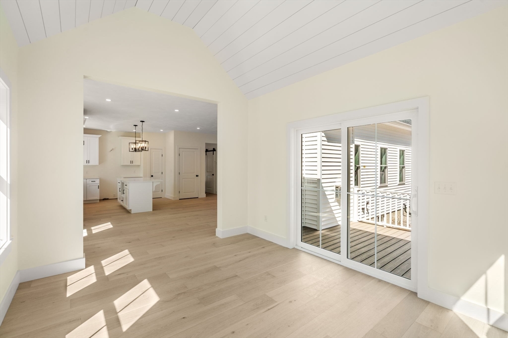 306 Fisher Road Holden, MA 01520 - Photo 12 of 33