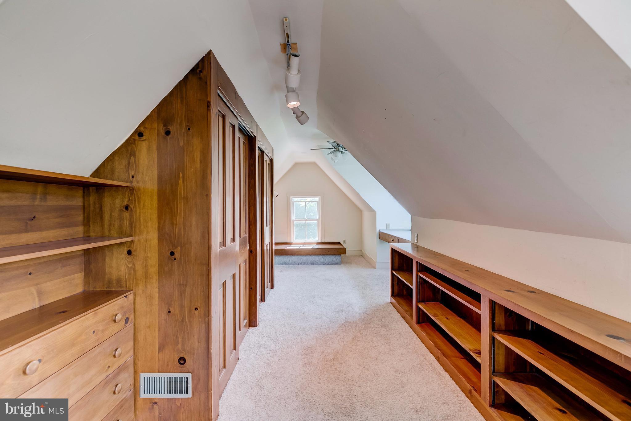 2148 Shepperd Road Monkton, MD 21111 - Photo 15 of 26 a view of an entryway