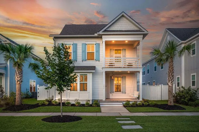$649,000 | 202 Symphony Avenue, Summerville, SC 29486