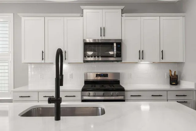 $649,000 | 202 Symphony Avenue, Summerville, SC 29486