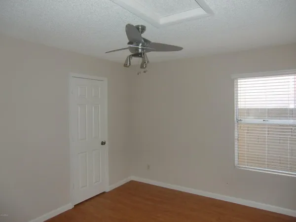 $2,195 | 3305 East Wildwood Drive, Phoenix, AZ 85048