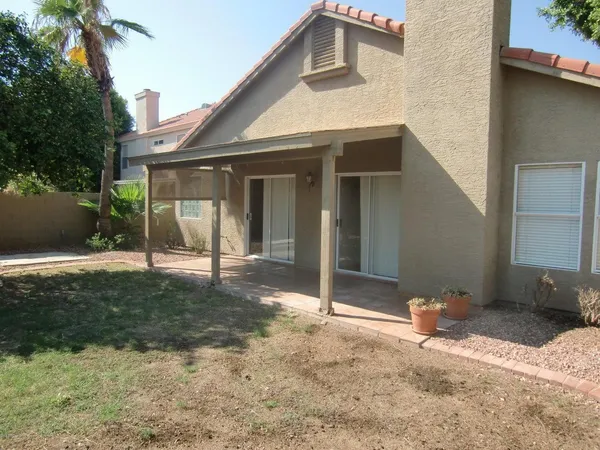 $2,195 | 3305 East Wildwood Drive, Phoenix, AZ 85048