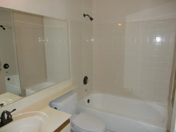 $2,195 | 3305 East Wildwood Drive, Phoenix, AZ 85048