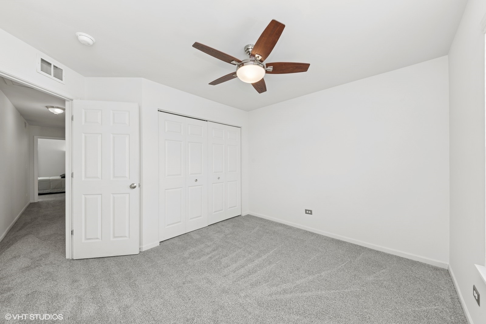 5508 Cloverdale Road Hanover Park, IL 60133 - Photo 18 of 32 Gallery Image 18