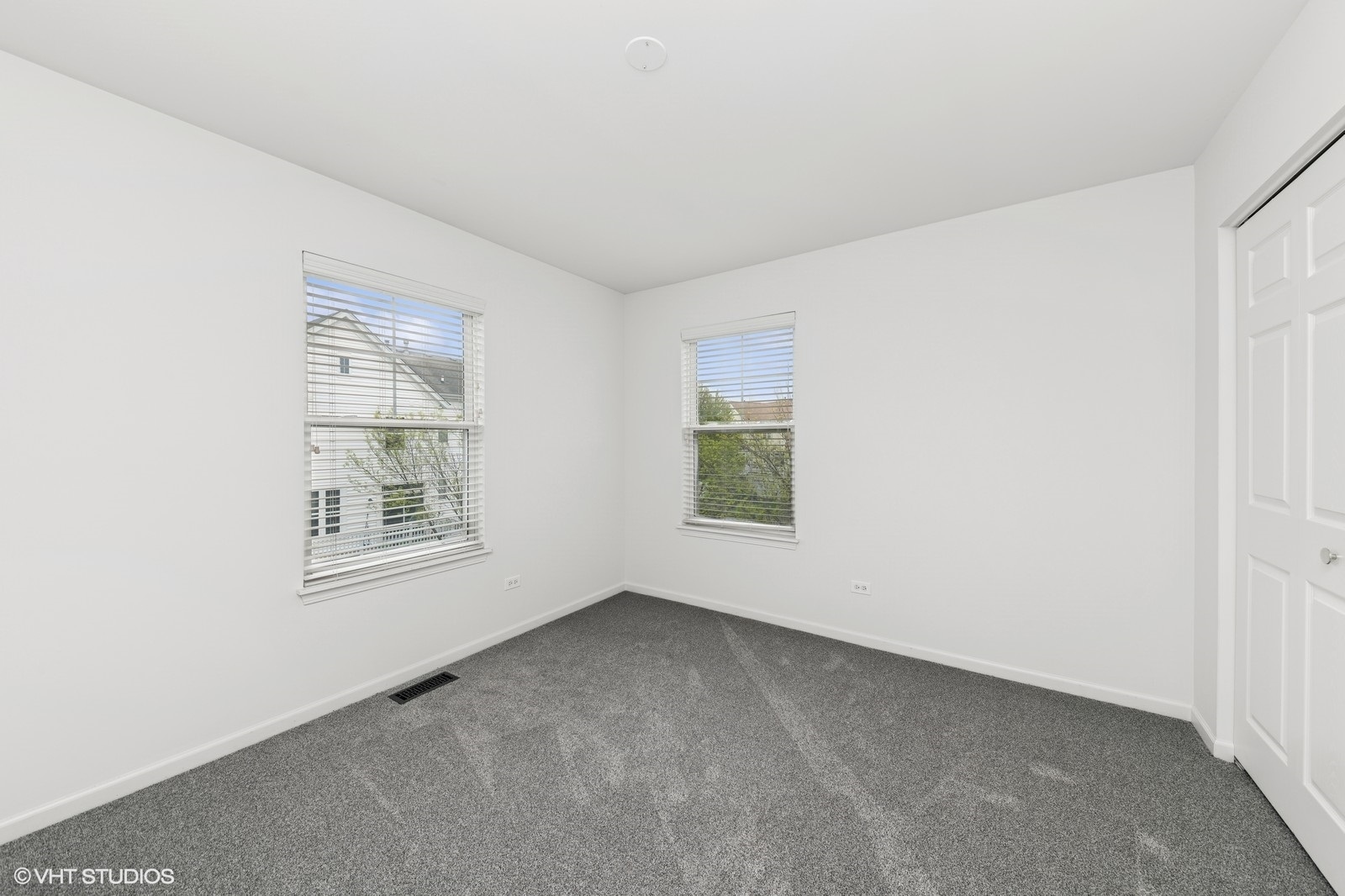 5508 Cloverdale Road Hanover Park, IL 60133 - Photo 19 of 32 Gallery Image 19