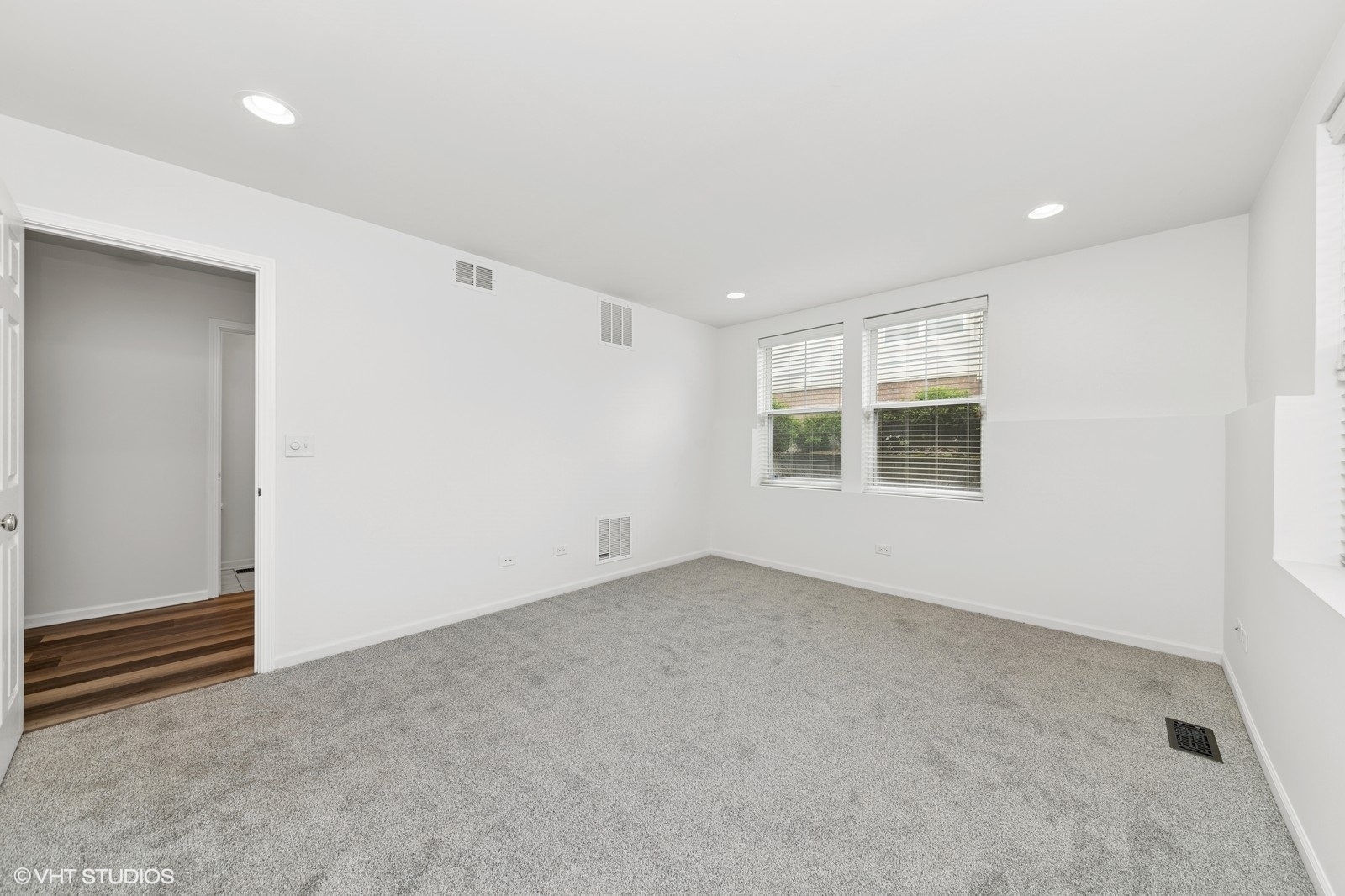5508 Cloverdale Road Hanover Park, IL 60133 - Photo 25 of 32 Gallery Image 25