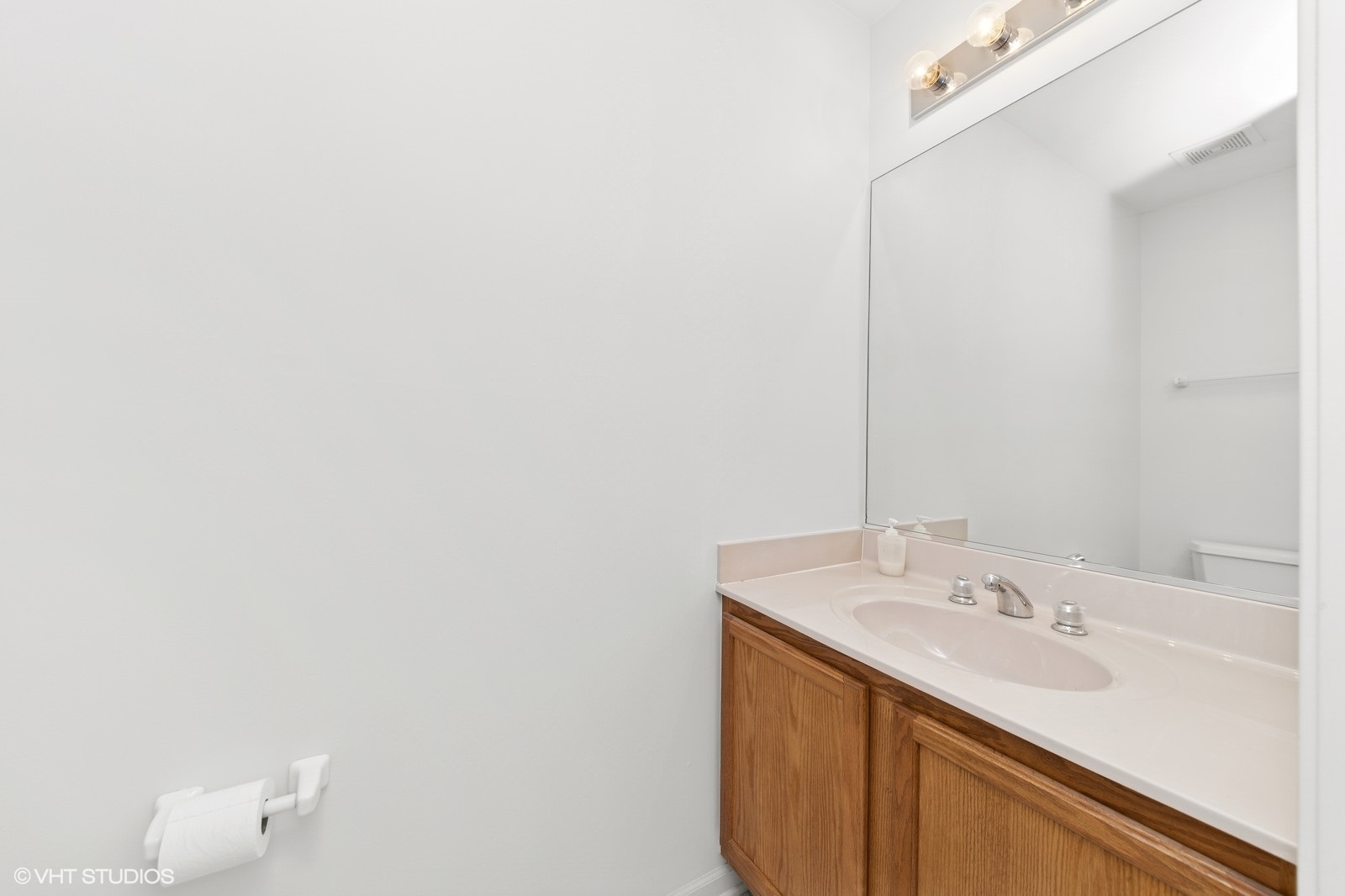 5508 Cloverdale Road Hanover Park, IL 60133 - Photo 26 of 32 Gallery Image 26