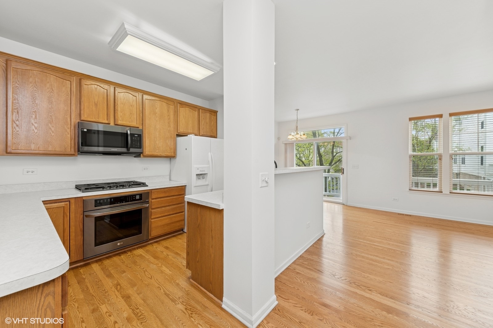5508 Cloverdale Road Hanover Park, IL 60133 - Photo 5 of 32 Gallery Image 5