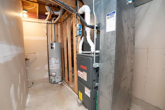 a view of walk in closet