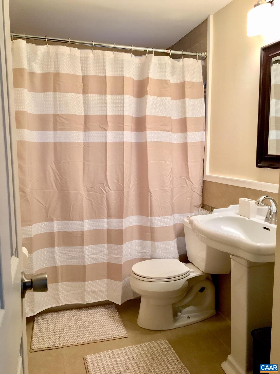 612 9th Street Southwest, Unit B Charlottesville, VA 22903 - Photo 5 of 6