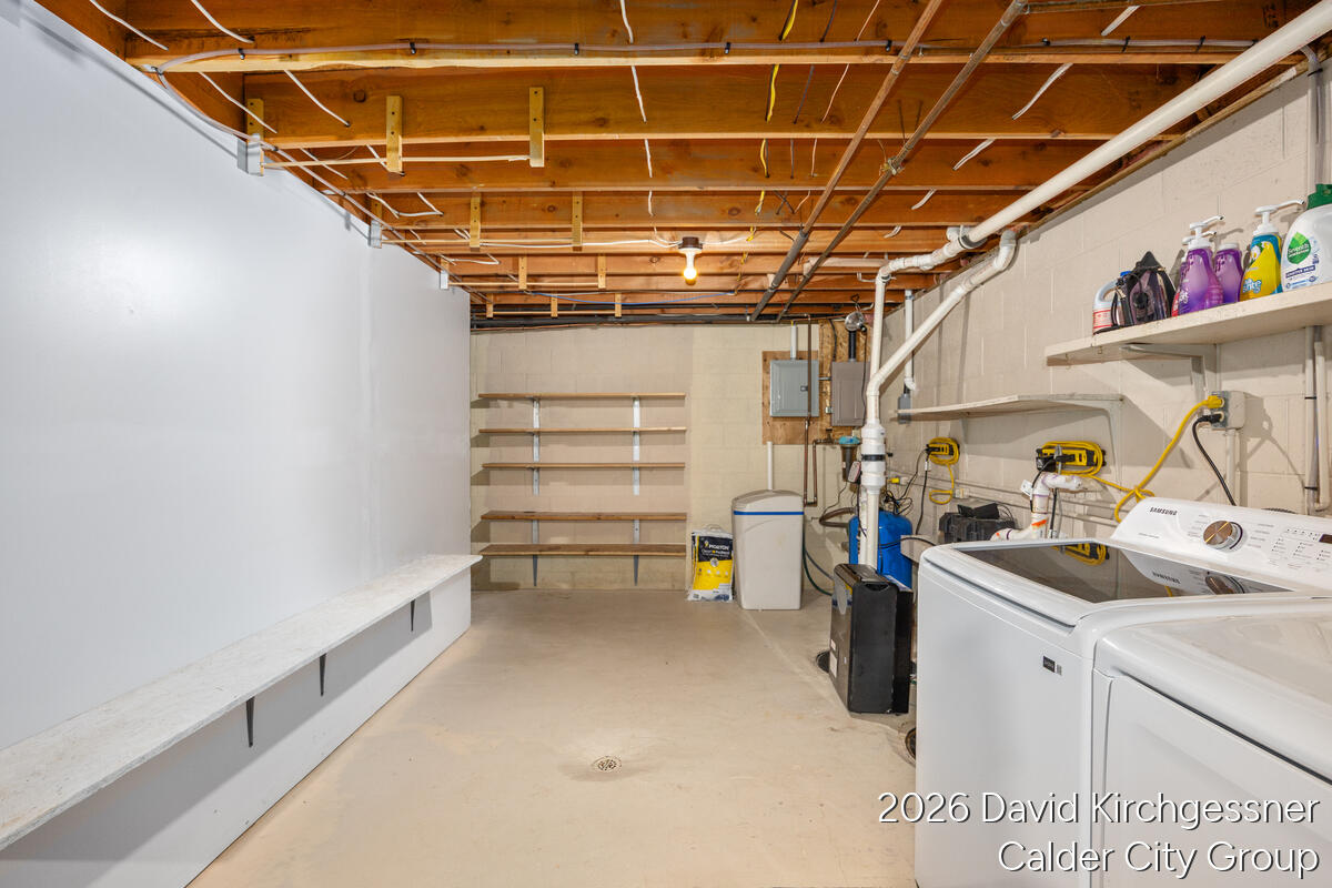 2972 West Fruitport Rd. Spring Lake, MI 49456 - Photo 24 of 45 2972-West-Fruitport_022