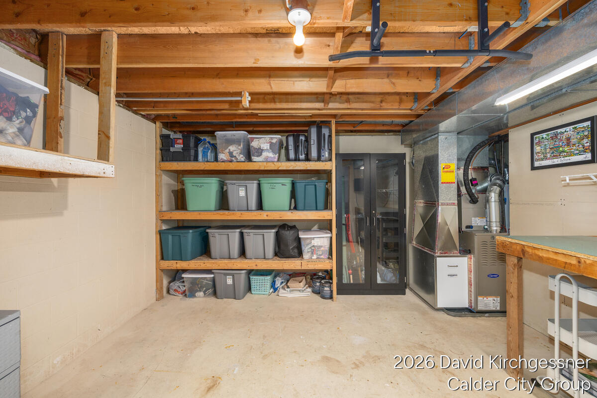 2972 West Fruitport Rd. Spring Lake, MI 49456 - Photo 25 of 45 2972-West-Fruitport_024