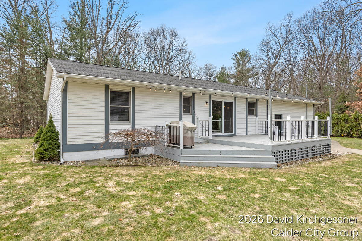 2972 West Fruitport Rd. Spring Lake, MI 49456 - Photo 28 of 45 2972-West-Fruitport_027