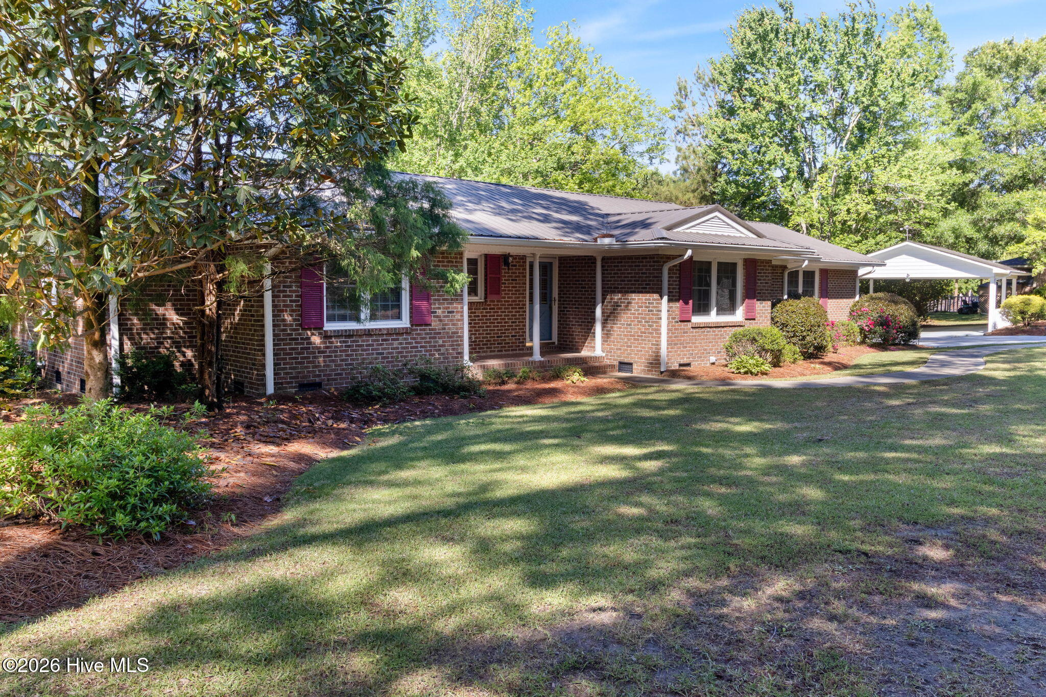 2022 Airport Road Elizabethtown, NC 28337 - Photo 31 of 47 Front View