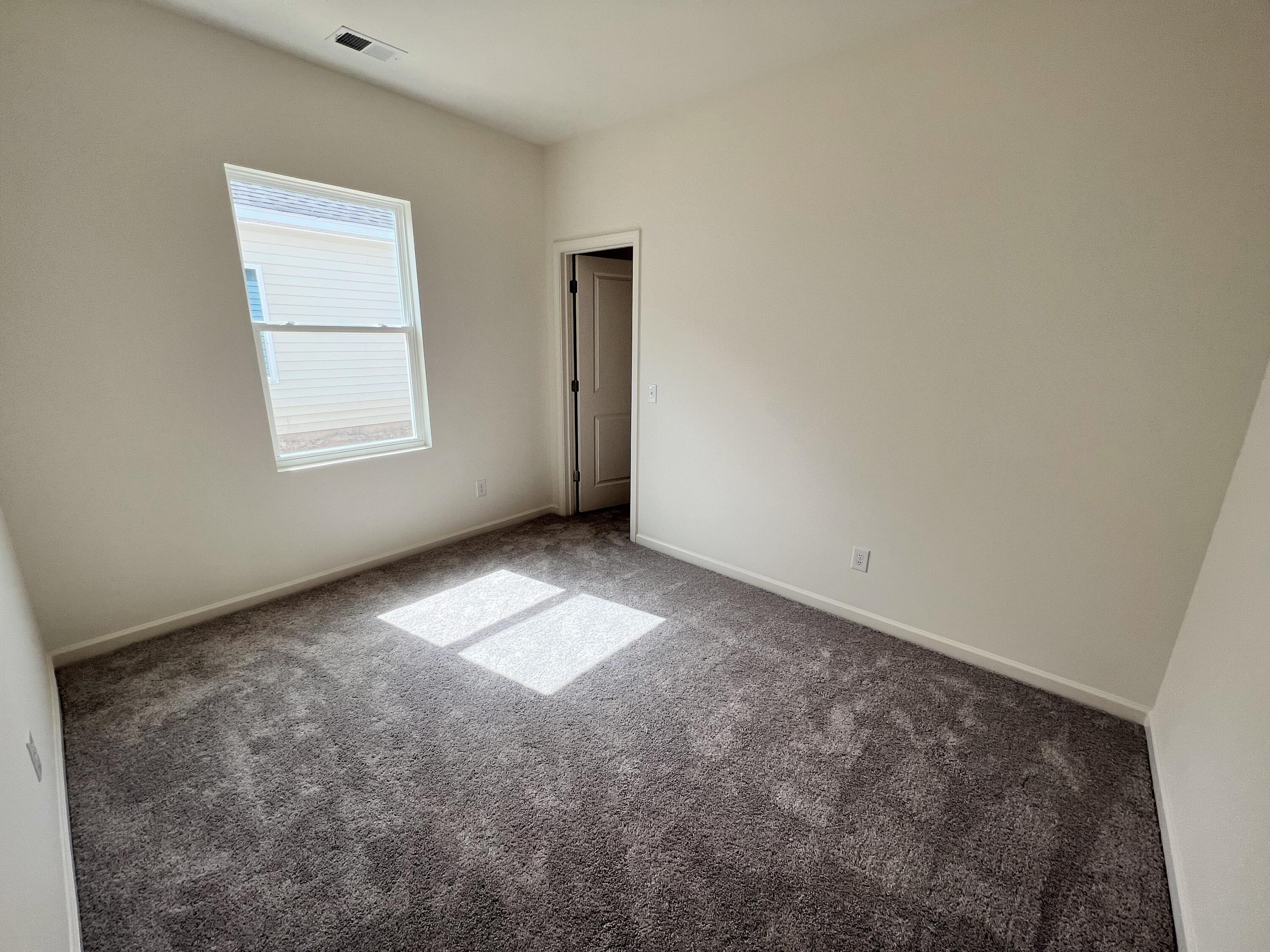 256 Phoenix Drive Summerville, SC 29486 - Photo 11 of 17 15