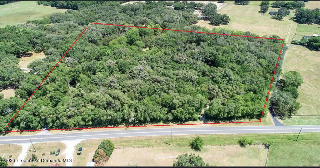 26262 Lake Lindsey Road Brooksville, FL 34601 - Photo 52 of 53 41570_695c85052f8f8_01.06.2026_image-51