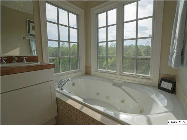 4400 Ivy Road Charlottesville, VA 22903 - Photo 29 of 37 Gallery Image 29