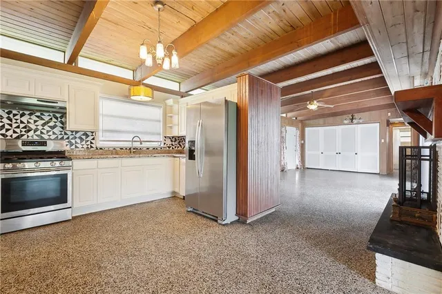 $2,495 | 1501 Poinsettia Drive, Metairie, LA 70005