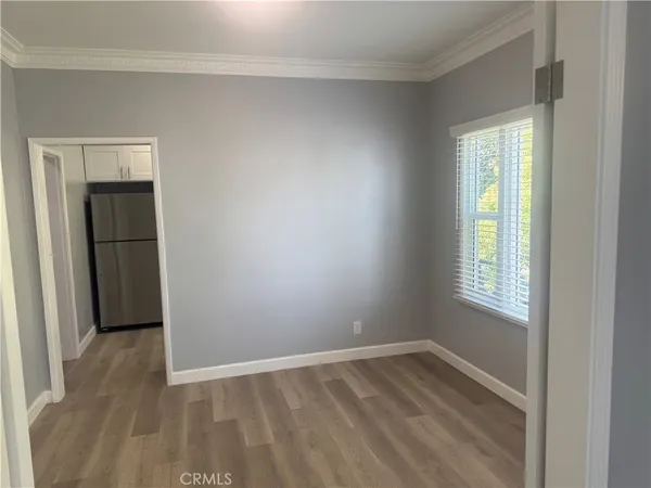 $2,000 | 2830 West 3rd Street, Los Angeles, CA 90057