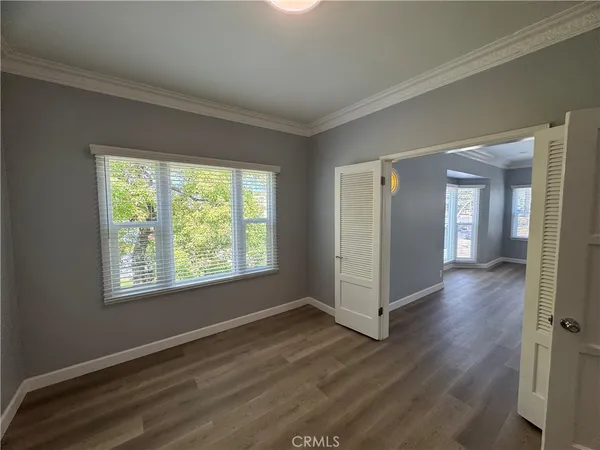 $2,000 | 2830 West 3rd Street, Los Angeles, CA 90057