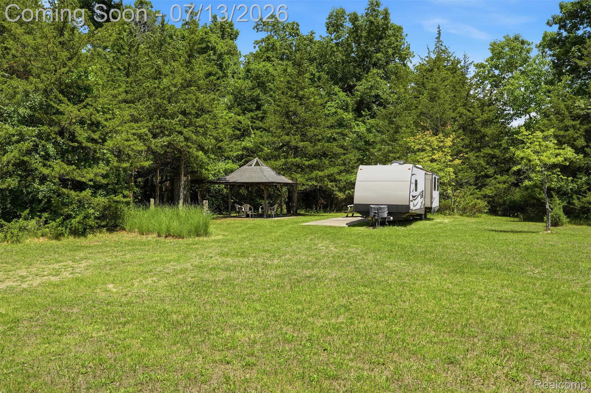 10525 Antcliff Road Brooklyn, MI 49230 - Photo 52 of 80 Custom built deer camp with 30AMP power