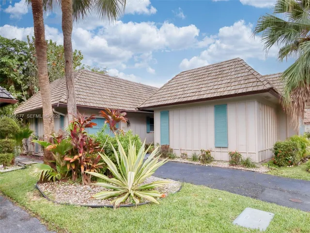 $499,000 | 1901 Coquina Way, Coral Springs, FL 33071