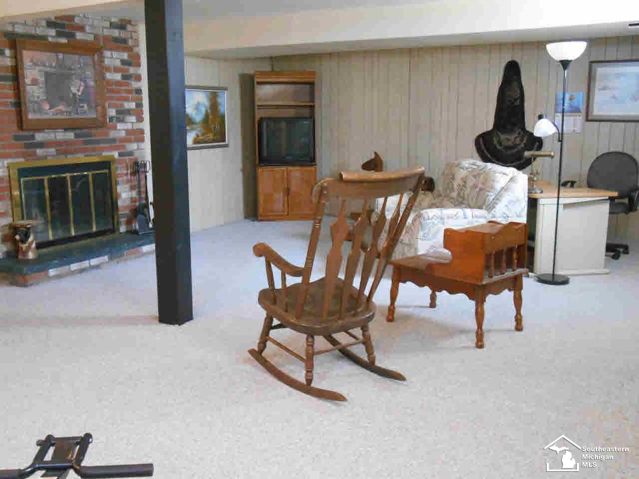 5730 East Dunbar Road Monroe, MI 48161 - Photo 10 of 17 Finished basement w/bath