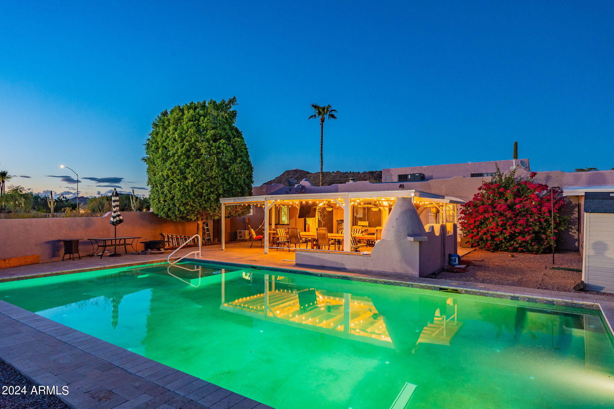 9645 East Brown Road Mesa, AZ 85207 - Photo 125 of 152 128-web-or-mls-Brown-twilight-34