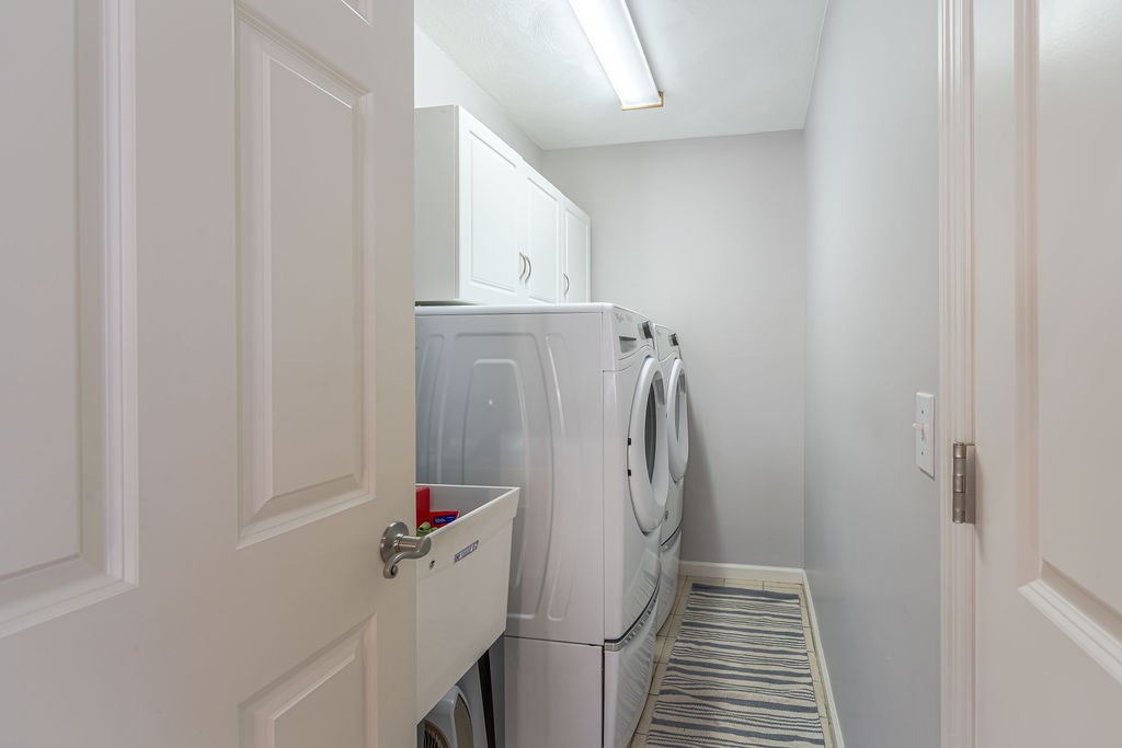 44 Red Hawk Drive Cranston, RI 02921 - Photo 12 of 43