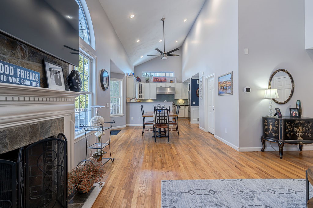 44 Red Hawk Drive Cranston, RI 02921 - Photo 16 of 43