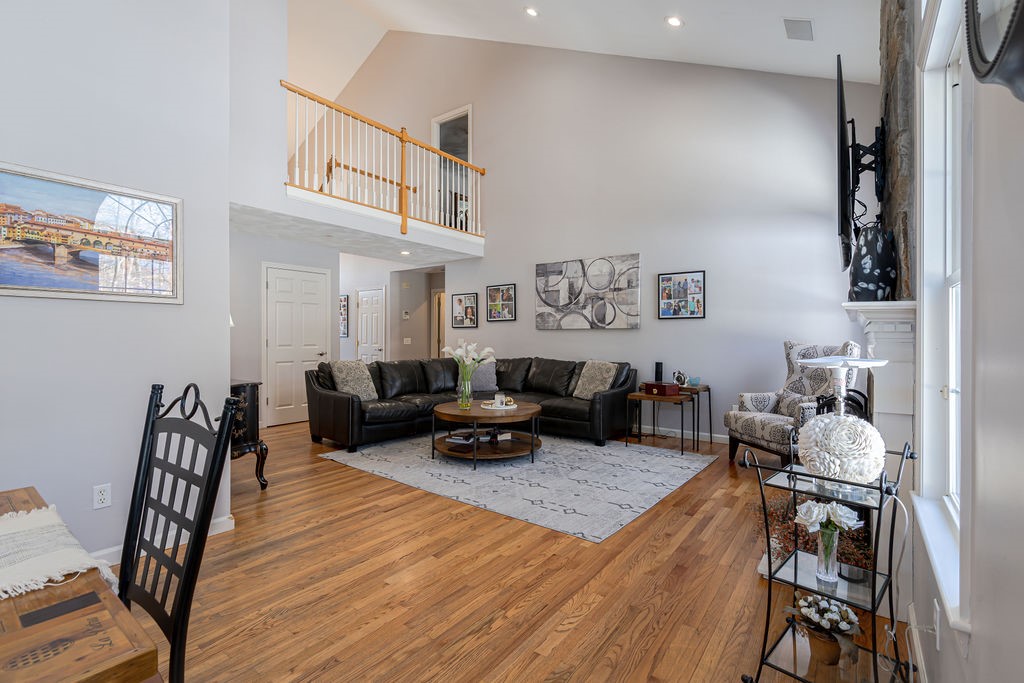 44 Red Hawk Drive Cranston, RI 02921 - Photo 18 of 43