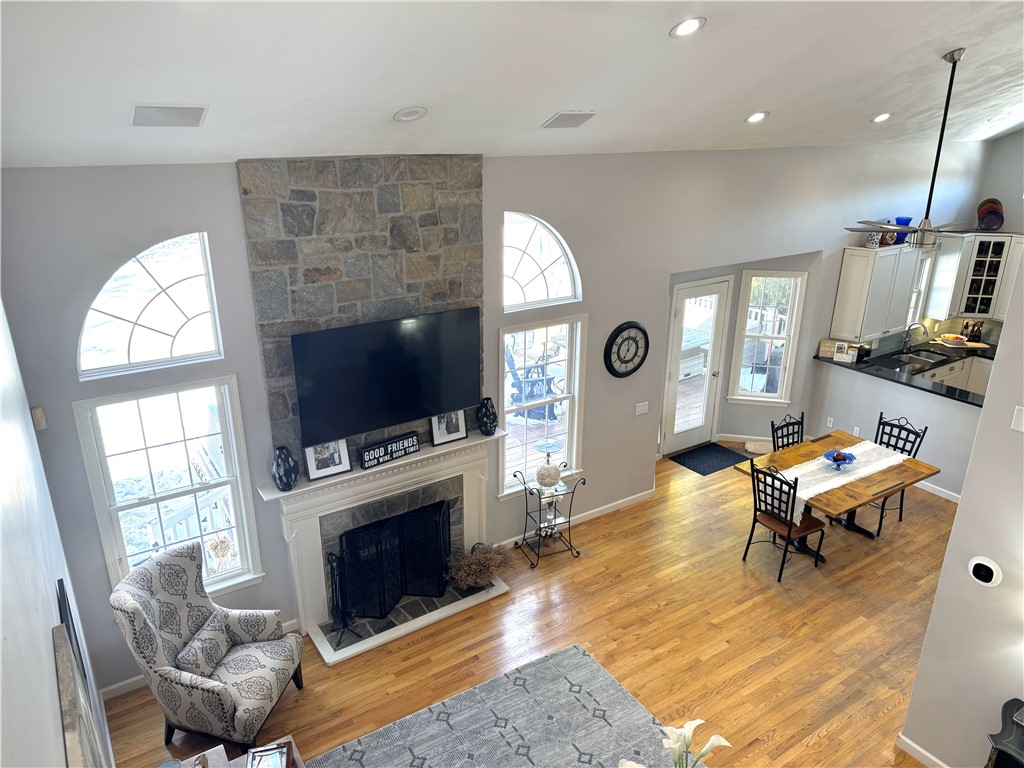 44 Red Hawk Drive Cranston, RI 02921 - Photo 19 of 43