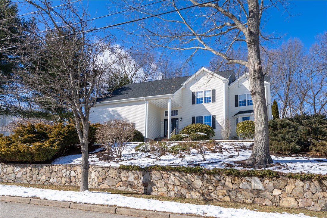 44 Red Hawk Drive Cranston, RI 02921 - Photo 2 of 43