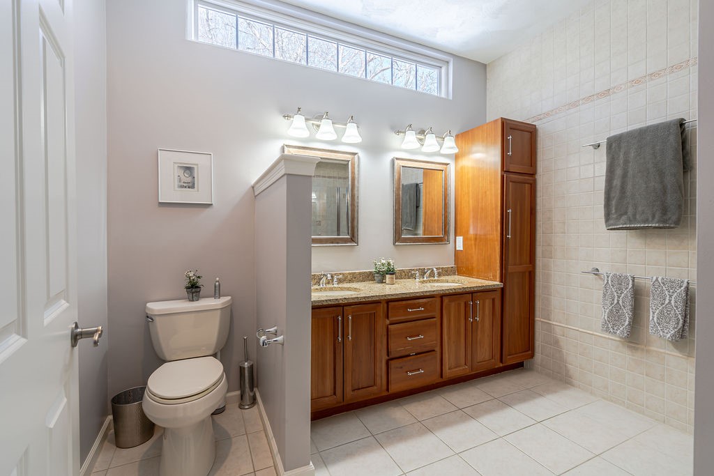 44 Red Hawk Drive Cranston, RI 02921 - Photo 23 of 43