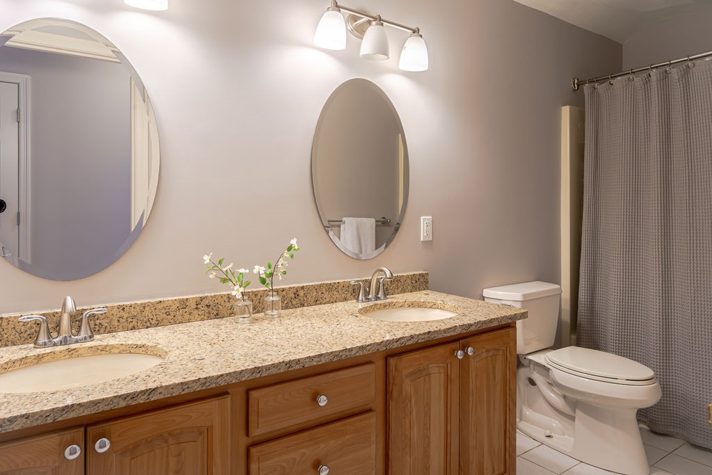 44 Red Hawk Drive Cranston, RI 02921 - Photo 34 of 43