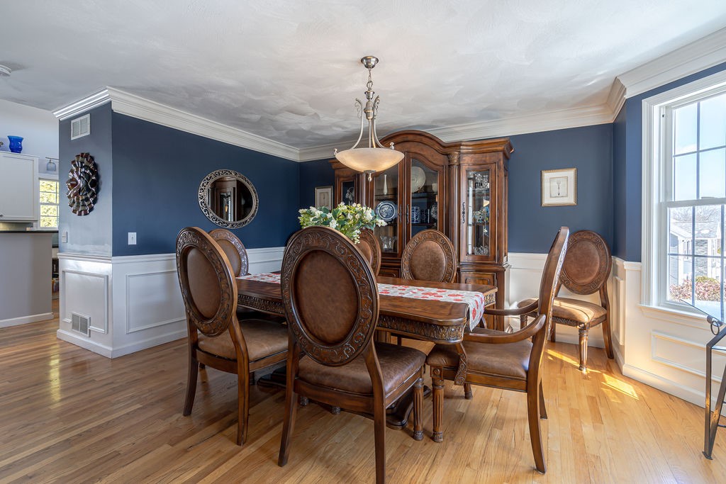 44 Red Hawk Drive Cranston, RI 02921 - Photo 6 of 43