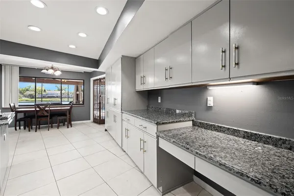 $650,000 | 14947 Lake Forest Drive, Lutz, FL 33559