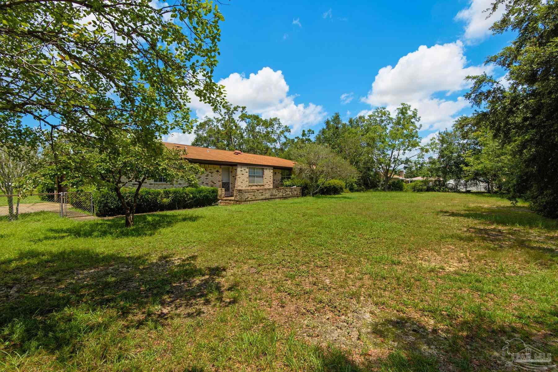4546 Woodbine Road Pace, FL 32571 - Photo 13 of 48 Gallery Image 13