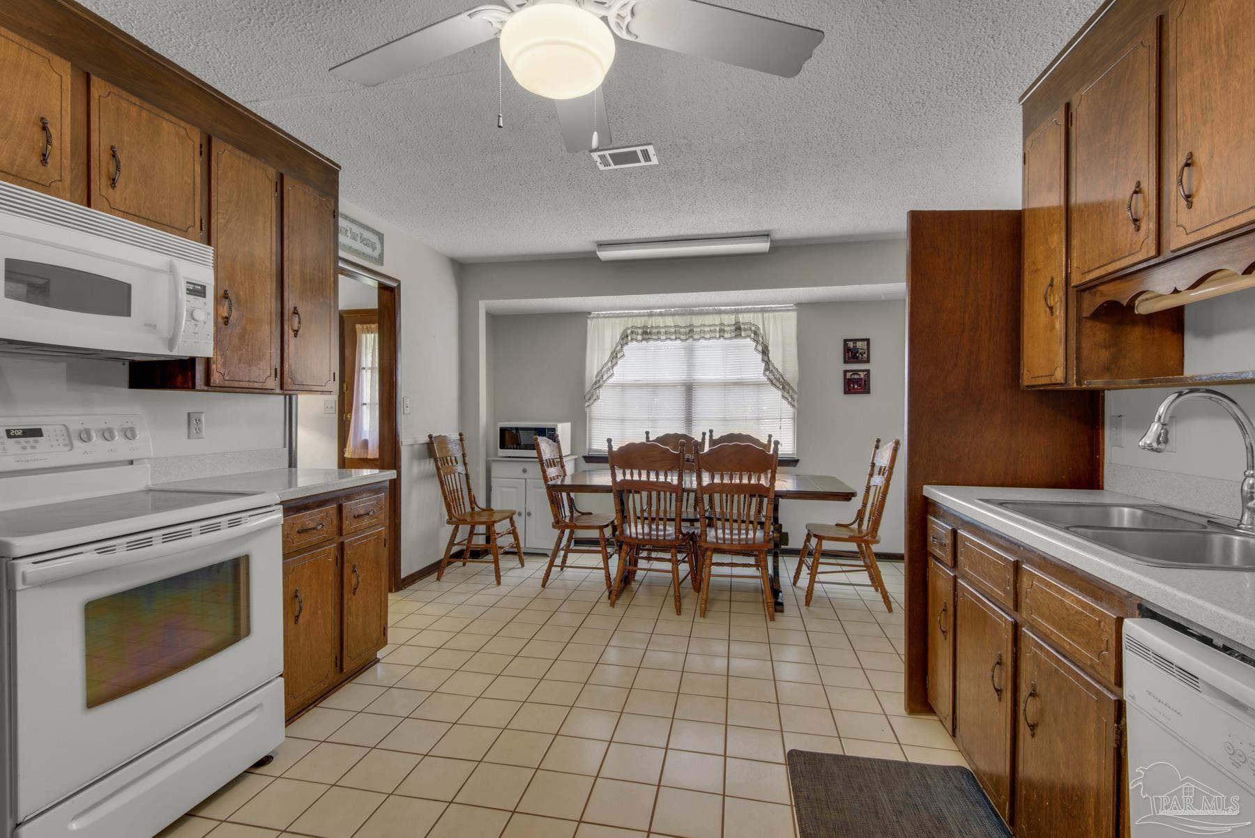 4546 Woodbine Road Pace, FL 32571 - Photo 29 of 48 Gallery Image 29