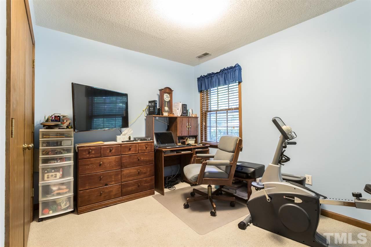 4348 Pickwick Drive Raleigh, NC 27613 - Photo 13 of 24