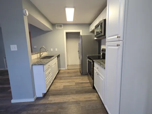 $1,100 | 5808 Wellington Drive, Unit 4, Austin, TX 78723