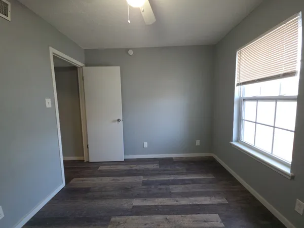 $1,100 | 5808 Wellington Drive, Unit 4, Austin, TX 78723