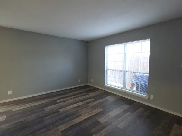 $1,100 | 5808 Wellington Drive, Unit 4, Austin, TX 78723