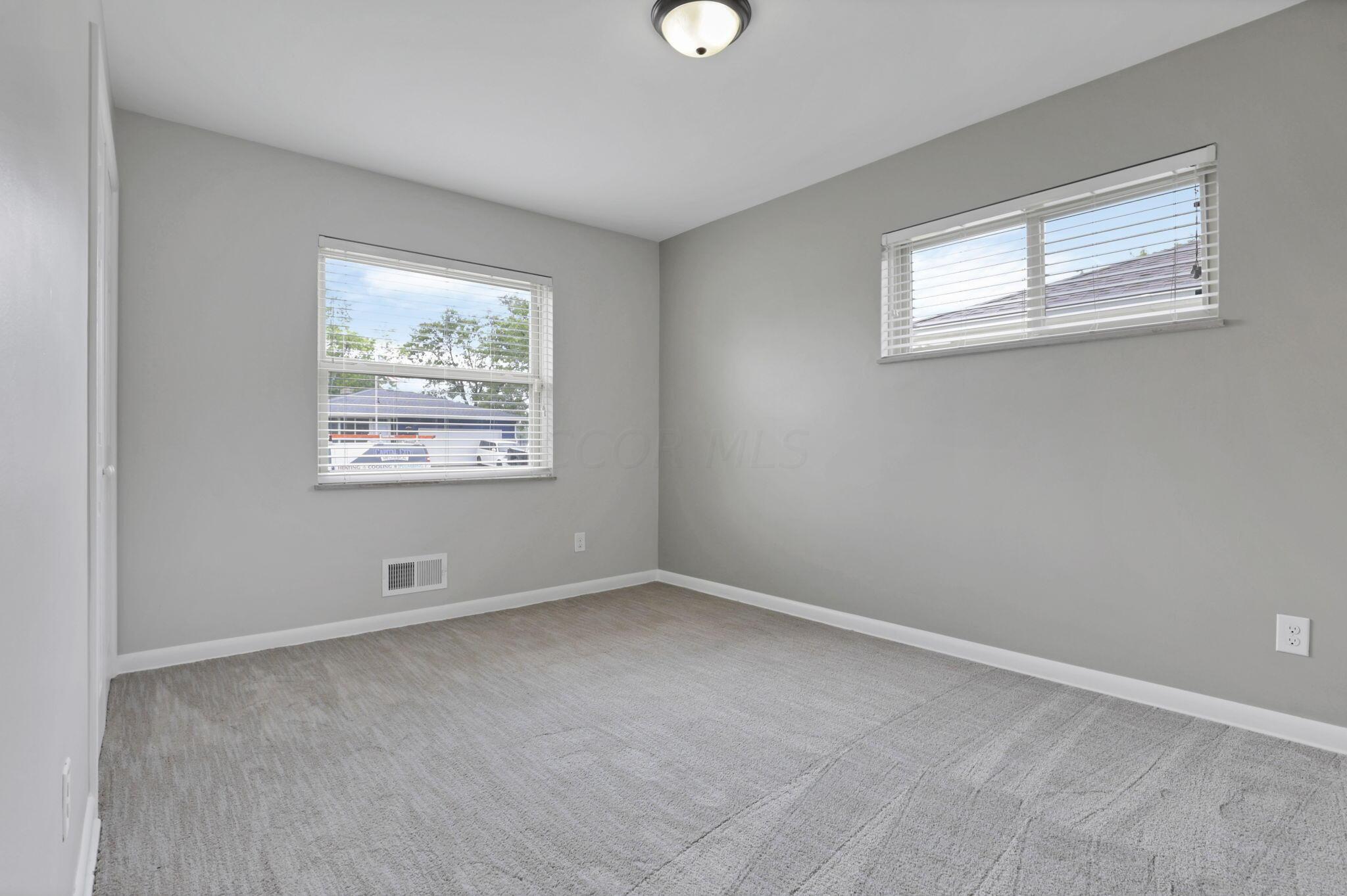 758 Salisbury Road Columbus, OH 43204 - Photo 22 of 34 26-web-or-mls-0N4A1764