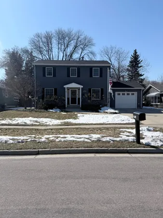 $400,000 | 2913 11th Street South, Fargo, ND 58103